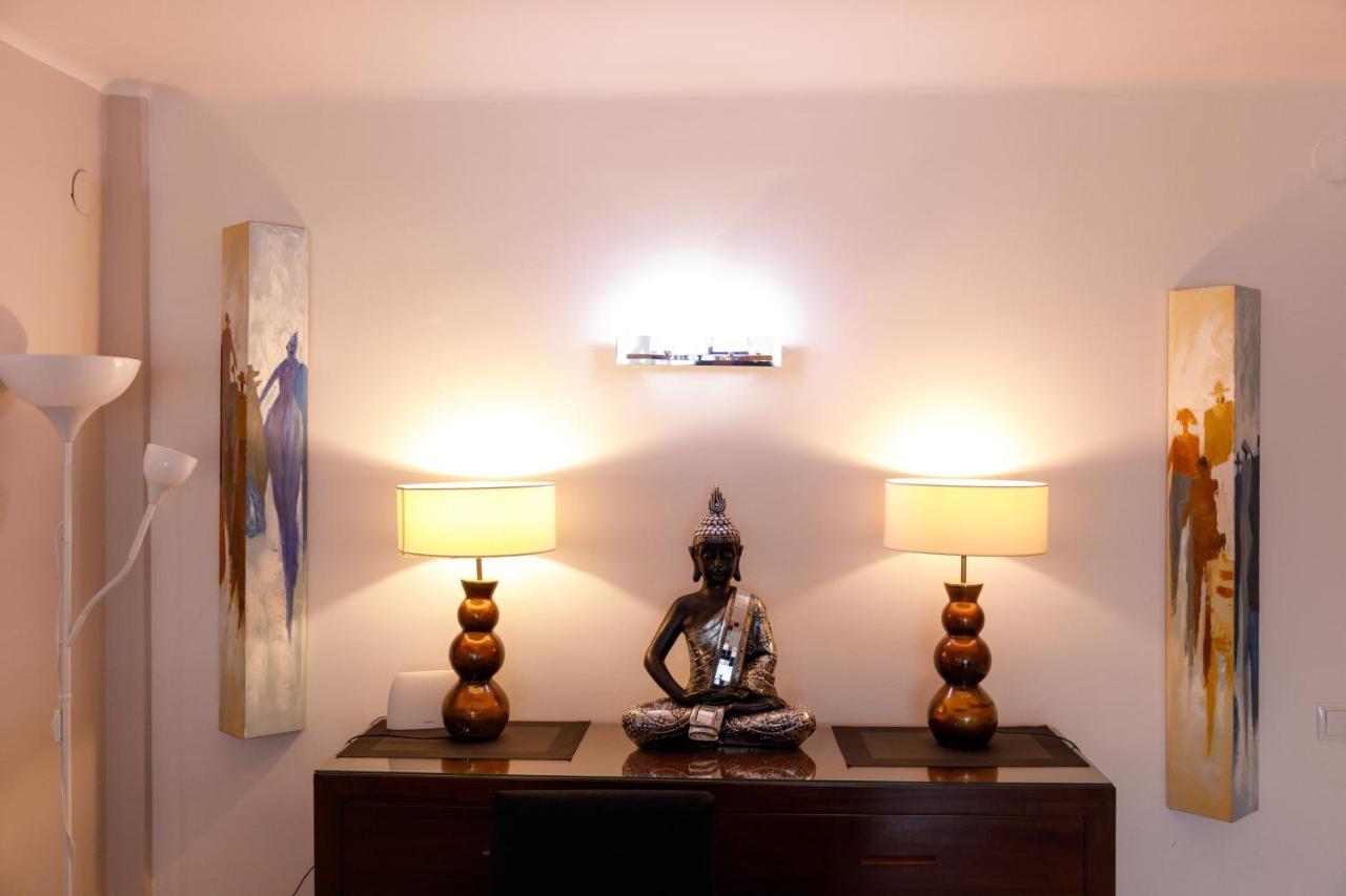 Apartamento Bahia I เอมปูเรียบราบา ภายนอก รูปภาพ